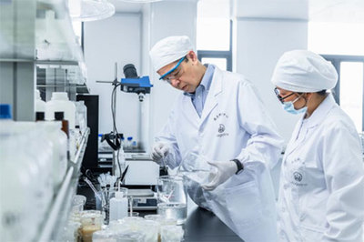 麥吉麗研發工廠首次對外開放 以生物科技為引擎，鑄就國貨護膚的安心之選